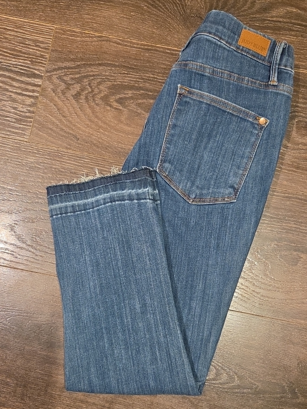 ❤️ JUDY BLUE HIGH RISE SKINNY CROP CAPRI JEANS, PULL ON, 4/5 (27) - Picture 8 of 8